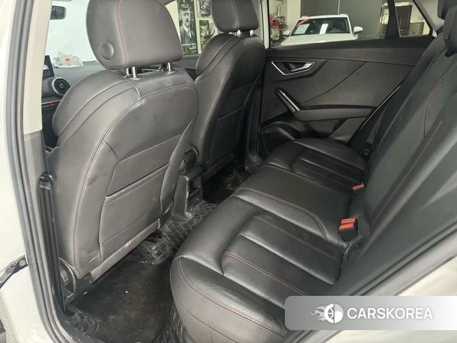 Audi Q2L id 4271843 из Китая 9