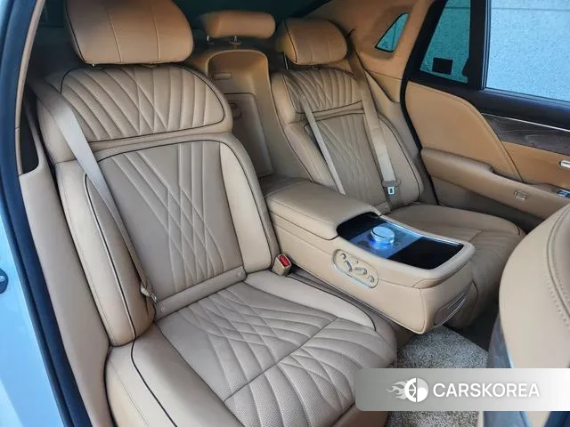 Genesis G90 (RS4) id 3041297 из Кореи 19