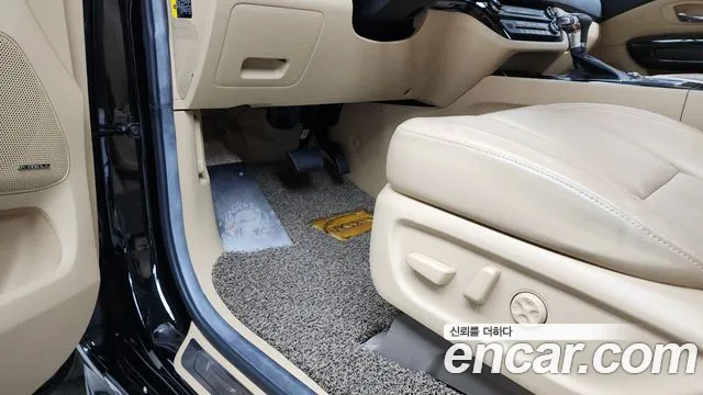 Kia The New Carnival id 2695431 из Кореи 19