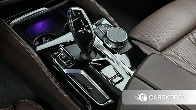 BMW 5 Series (G30) id 4835597 из Кореи 19