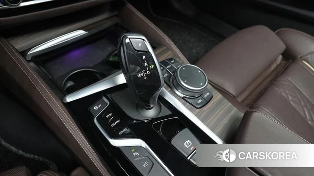 BMW 5 Series (G30) id 3820529 из Кореи 19