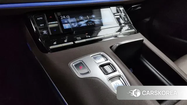 Hyundai The New Grandeur IG Hybrid id 3557327 из Кореи 19