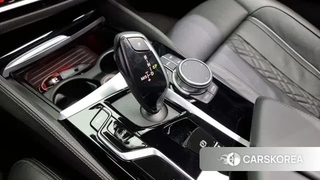 BMW 5 Series (G30) id 3416593 из Кореи 19