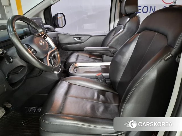 Hyundai Staria id 3915919 из Кореи 19