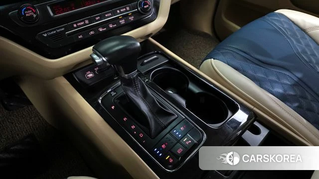 Kia All New Carnival id 3894298 из Кореи 19