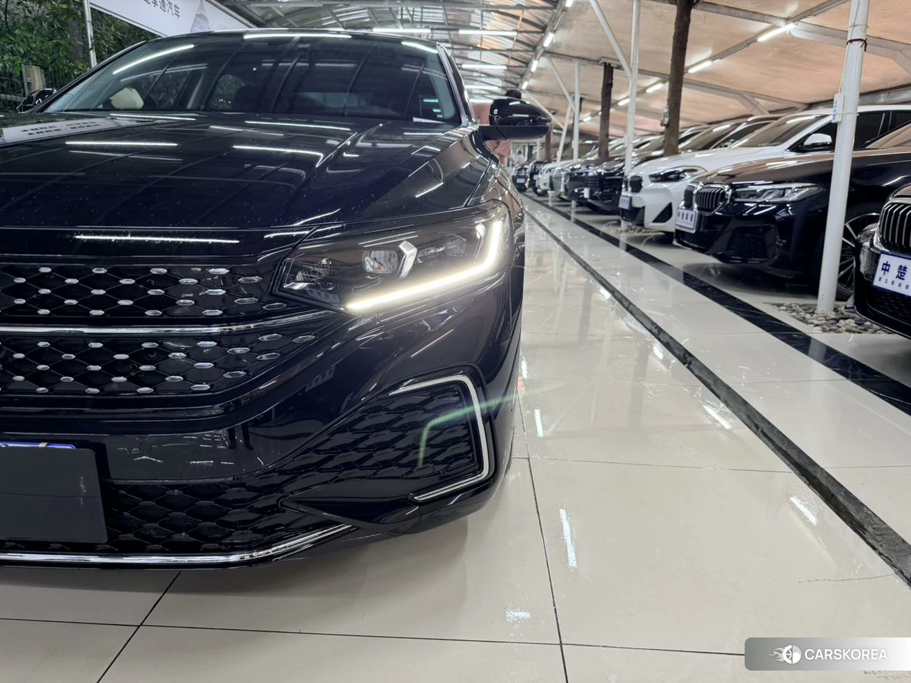 Volkswagen Passat id 4455553 из Китая 16