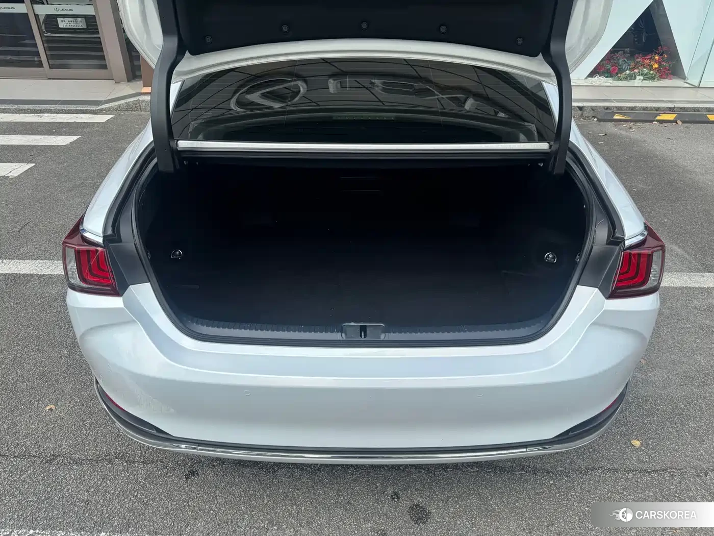 Lexus ES id 4565380 из Китая 12
