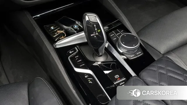 BMW 5 Series (G30) id 2895328 из Кореи 19