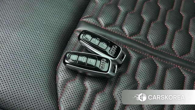 Audi RSQ8 (4M) id 4282859 из Кореи 12