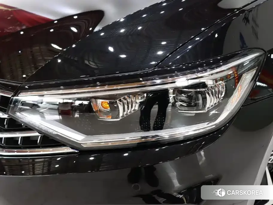 Volkswagen Magotan id 4680436 из Китая 19