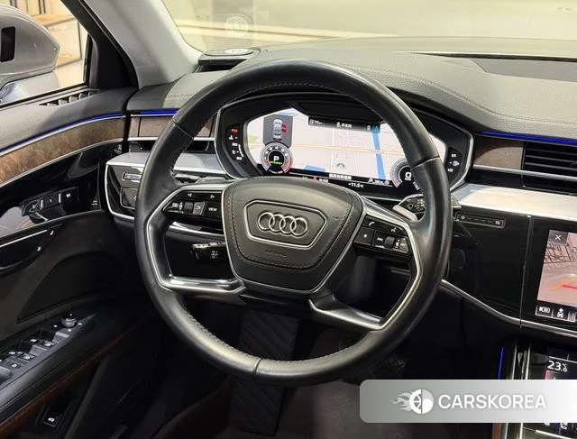 Audi A8 id 4238478 из Китая 17