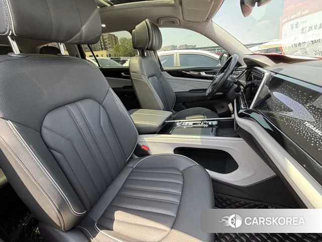 Volkswagen Tourang id 4260062 из Китая 12