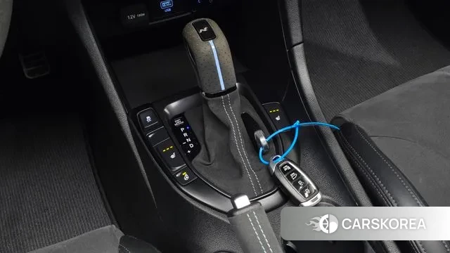 Hyundai Veloster (JS) id 3690646 из Кореи 19