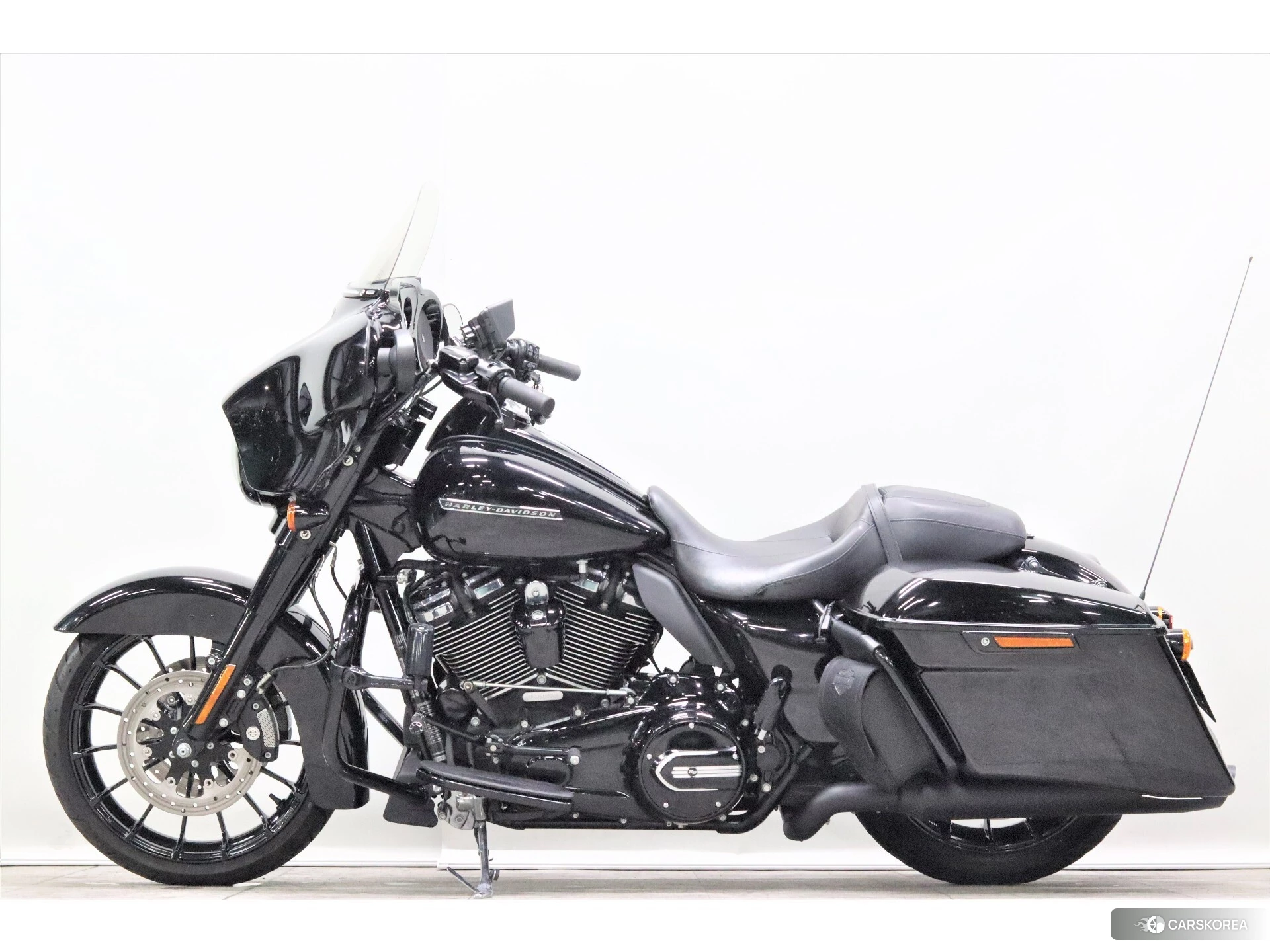 Harley-Davidson Street Glide FLHXS1690 id 3948158 из Японии 13