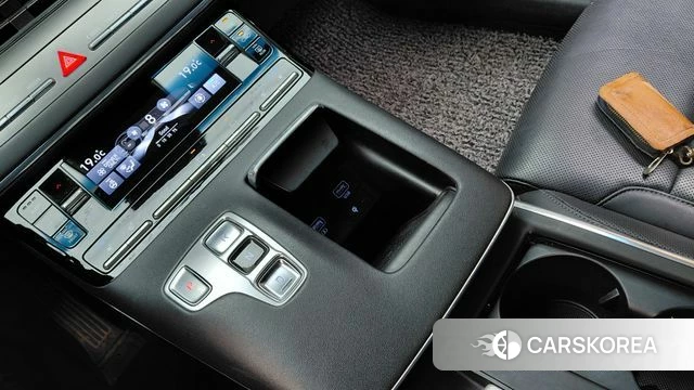 Hyundai The New Grandeur IG Hybrid id 4692343 из Кореи 32