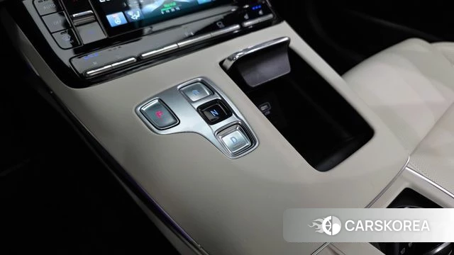 Hyundai The New Grandeur IG id 4550101 из Кореи 33