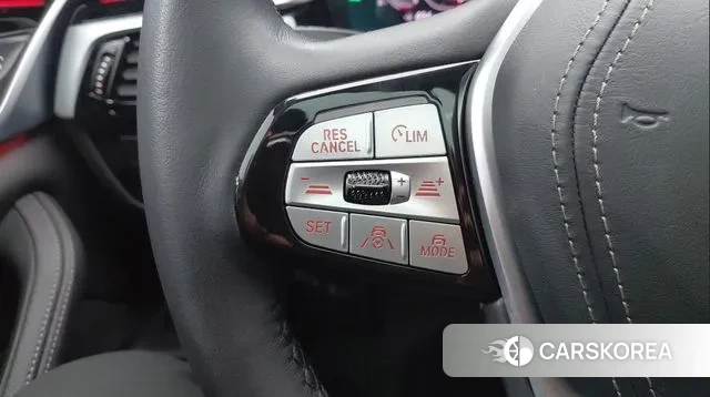 BMW 5 Series (G30) id 3406388 из Кореи 19