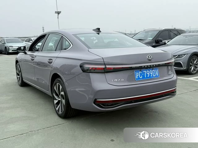 Volkswagen Passat id 4348852 из Китая 12