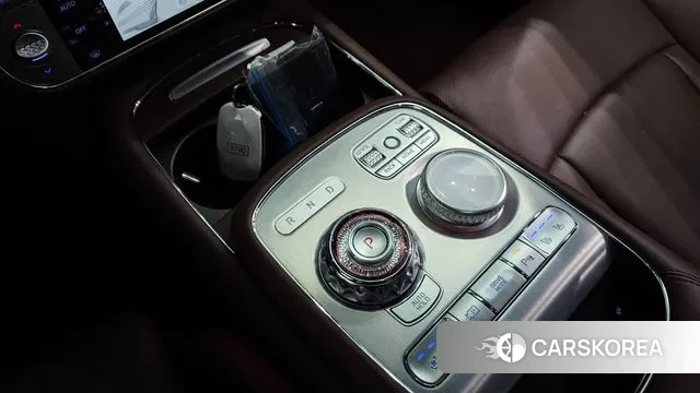 Genesis G90 (RS4) id 3037142 из Кореи 19