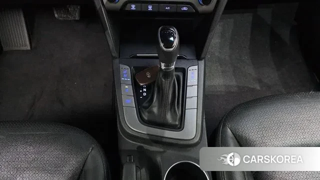 Hyundai Avante AD id 3558010 из Кореи 19