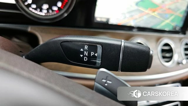 Mercedes-Benz E-Class W213 id 4233126 из Кореи 19