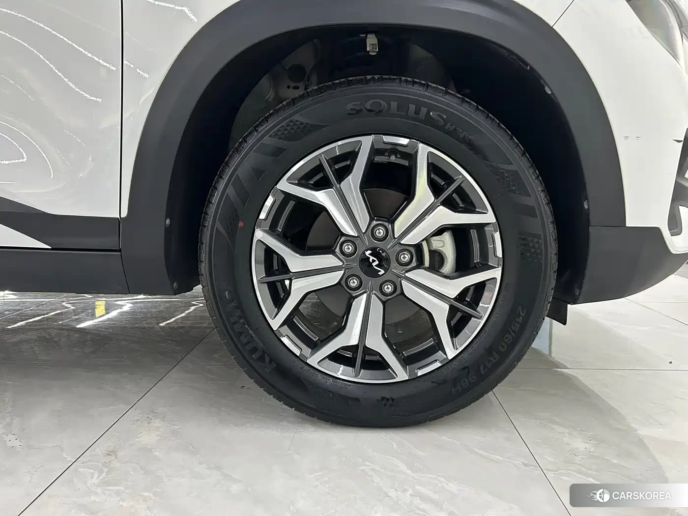 Kia KX3 proud run id 4547977 из Китая 11