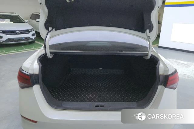 Nissan Xuan Yi id 4212314 из Китая 15