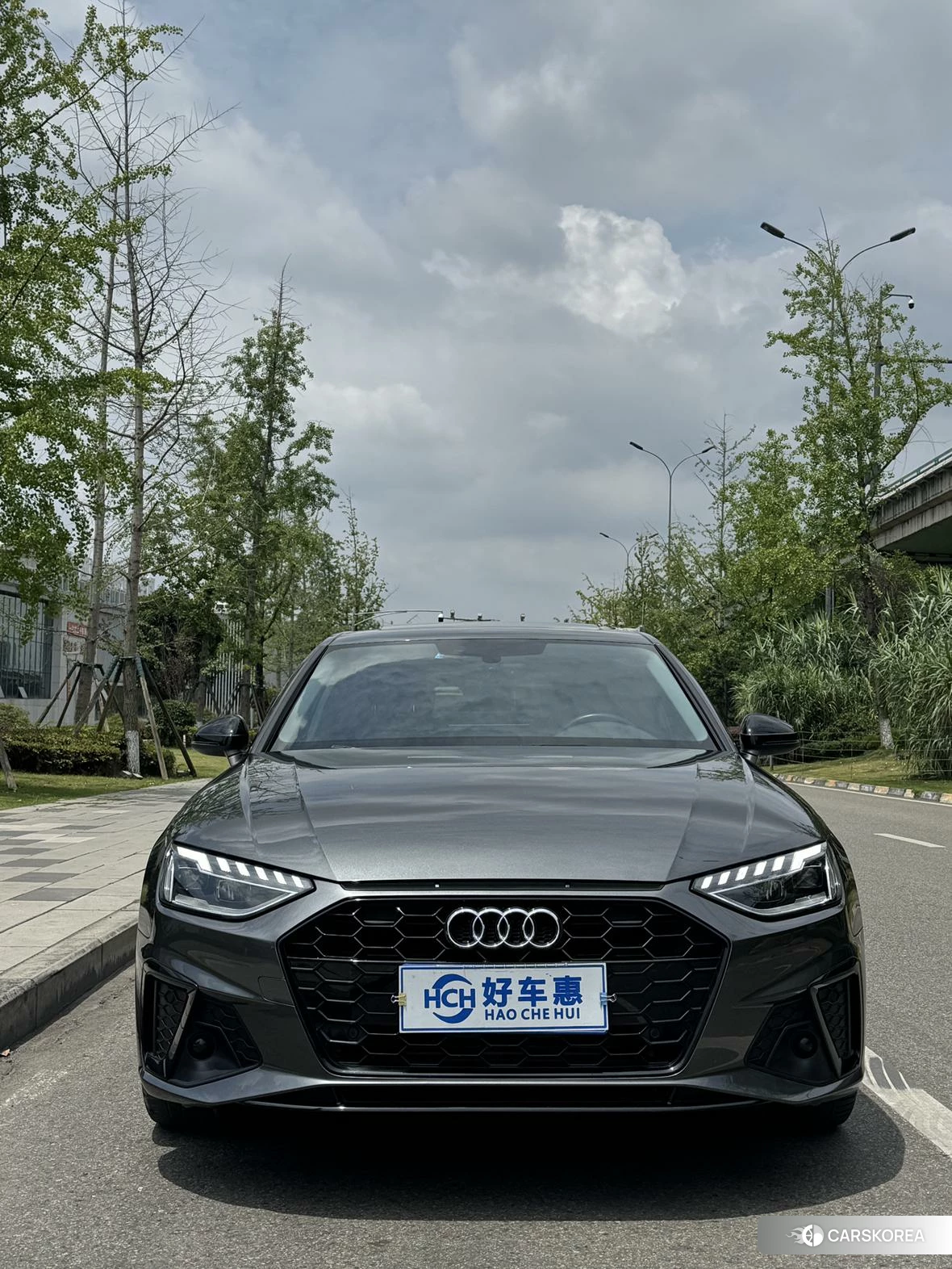 Audi A4L id 4498618 из Китая 11