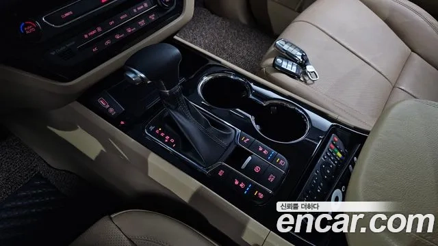 Kia The New Carnival id 2937118 из Кореи 19