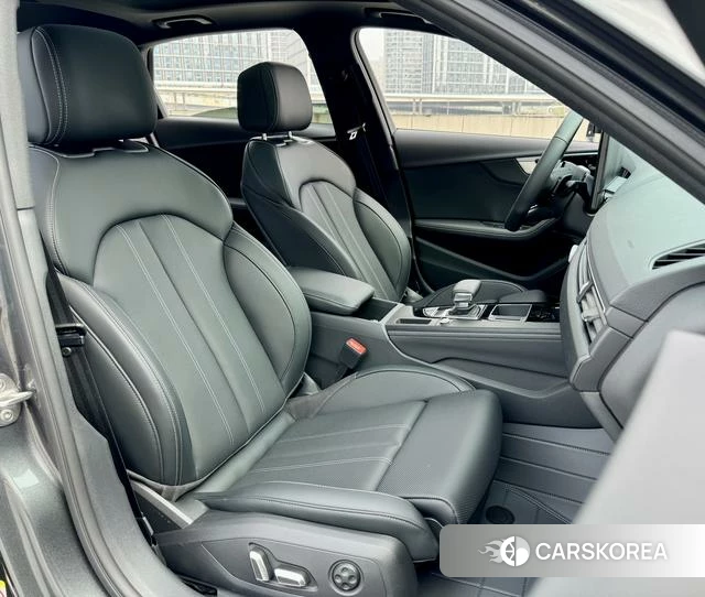 Audi A4L id 4301055 из Китая 10