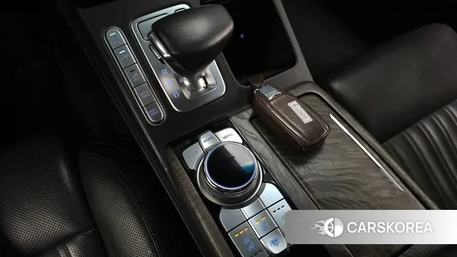 Genesis G90 id 3429074 из Кореи 19