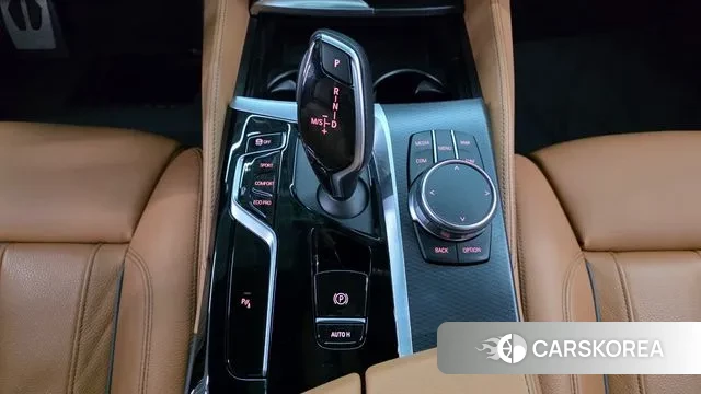 BMW 5 Series (G30) id 3670765 из Кореи 15