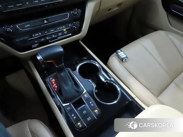 Kia The New Carnival id 3728690 из Кореи 19