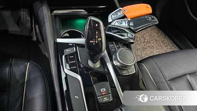 BMW 5 Series (G30) id 3924869 из Кореи 19