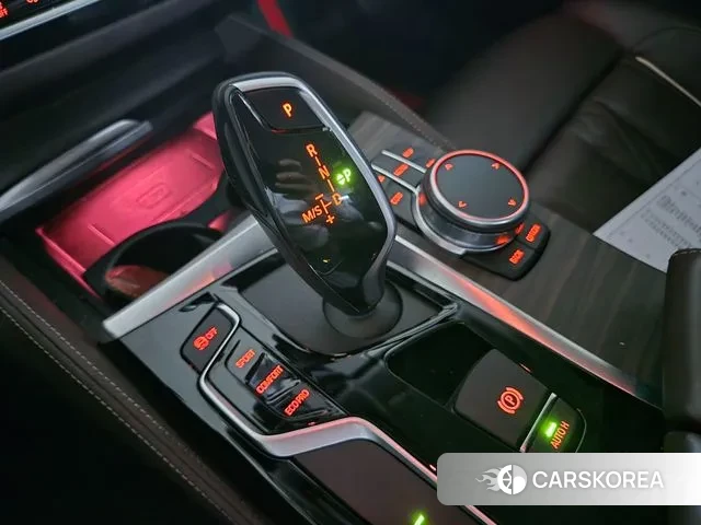 BMW 5 Series (G30) id 3504383 из Кореи 19