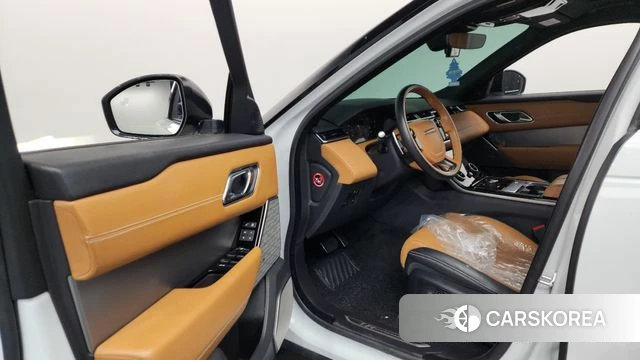 Land Rover Range Rover Velar id 3879691 из Кореи 19