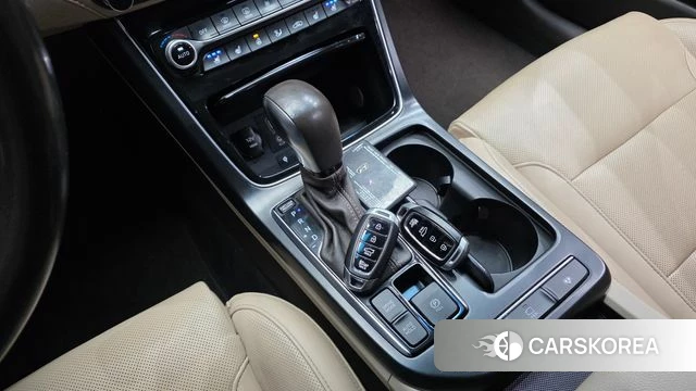 Hyundai Grandeur IG id 4356781 из Кореи 32