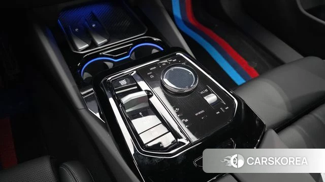 BMW 5 Series (G60) id 3909217 из Кореи 19