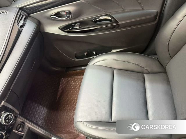 Toyota YARIS L Zhixuan id 4297807 из Китая 20