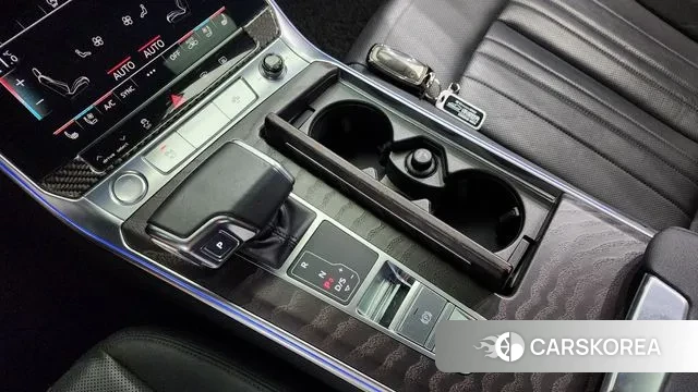 Audi A6 (C8) id 3055137 из Кореи 19