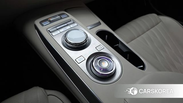 Genesis GV70 id 3850560 из Кореи 19