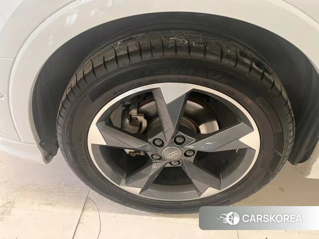Audi Q3 id 4271391 из Китая 14