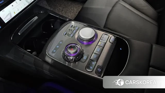 Genesis G90 (RS4) id 3476624 из Кореи 19