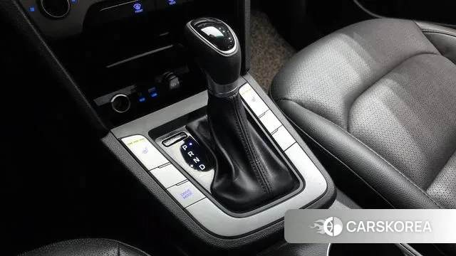 Hyundai Avante AD id 3429511 из Кореи 19