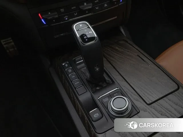 Maserati Ghibli id 2910111 из Кореи 19