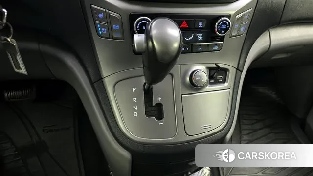 Hyundai The New Grand Starex id 3374951 из Кореи 19