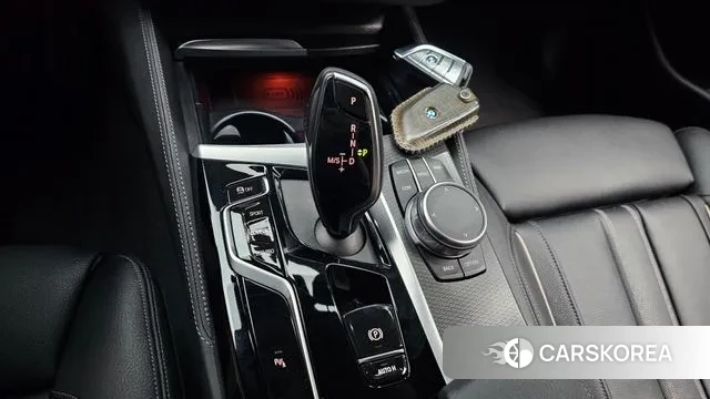 BMW 5 Series (G30) id 2889440 из Кореи 19