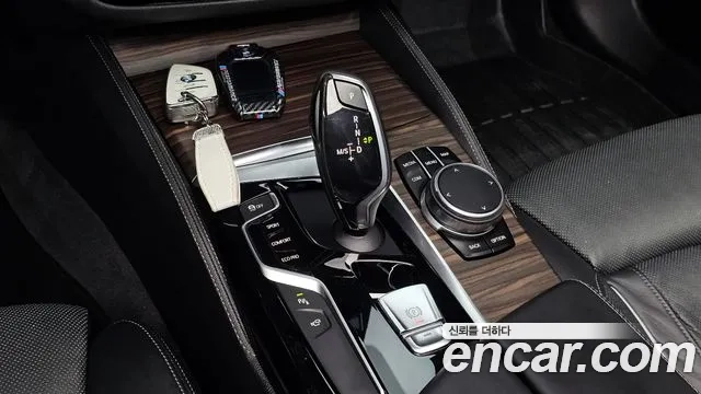 BMW 5 Series (G30) id 2908199 из Кореи 19