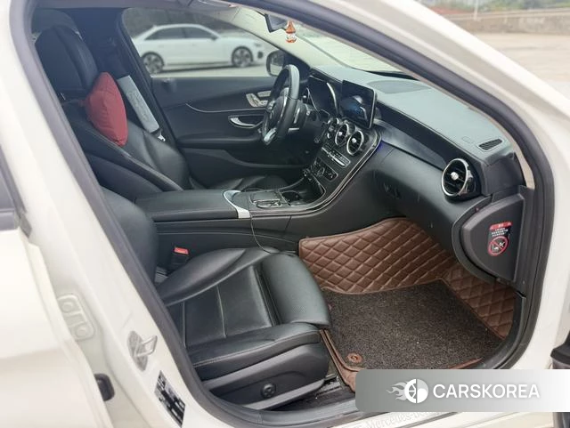 Mercedes-Benz Class C id 4393869 из Китая 11