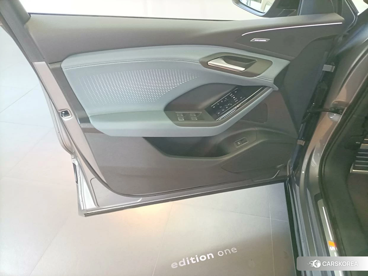 Audi Q6L e-tron id 4486533 из Китая 15